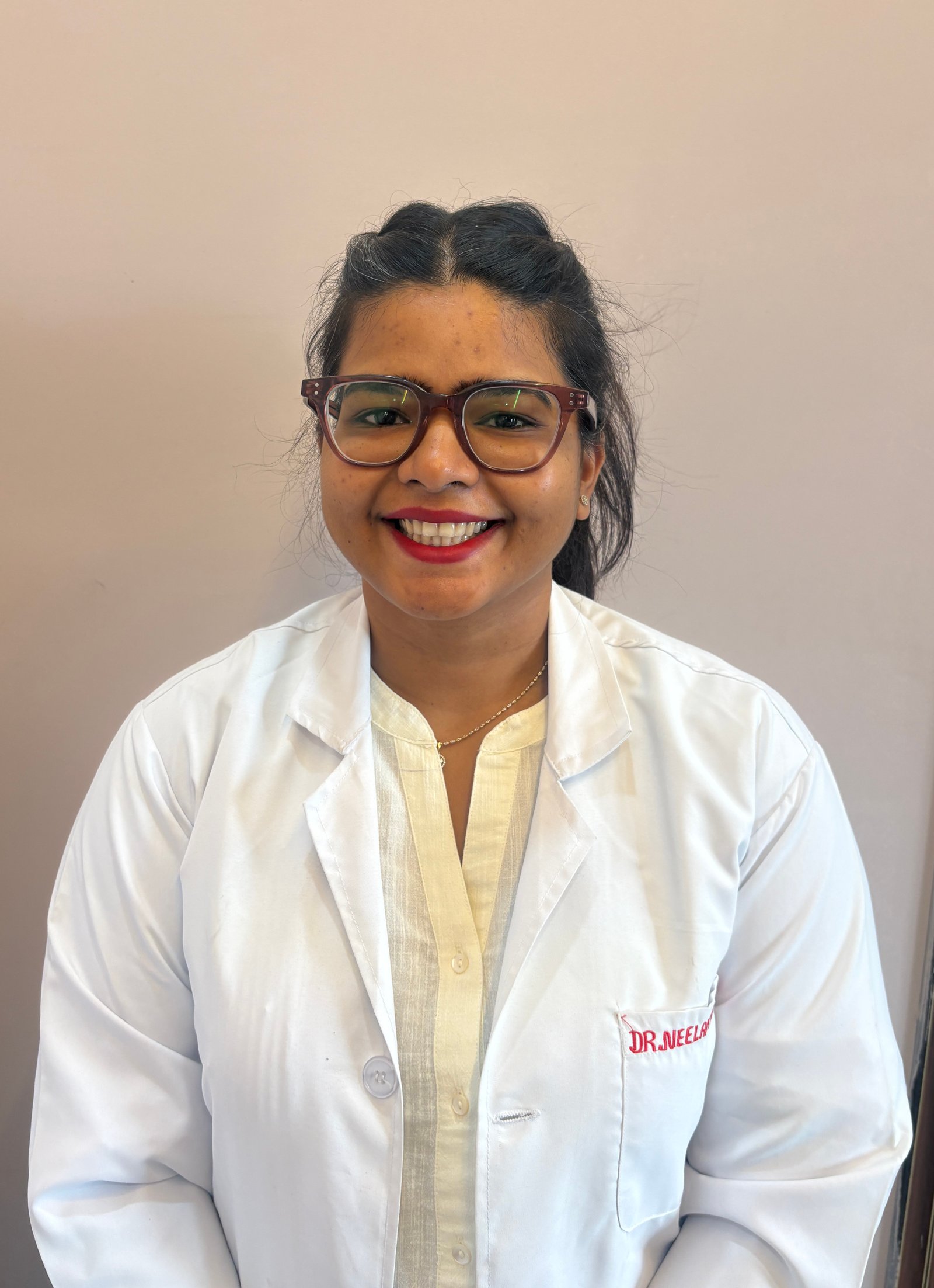 Dr. Neelam Sharma Cataract Specialist